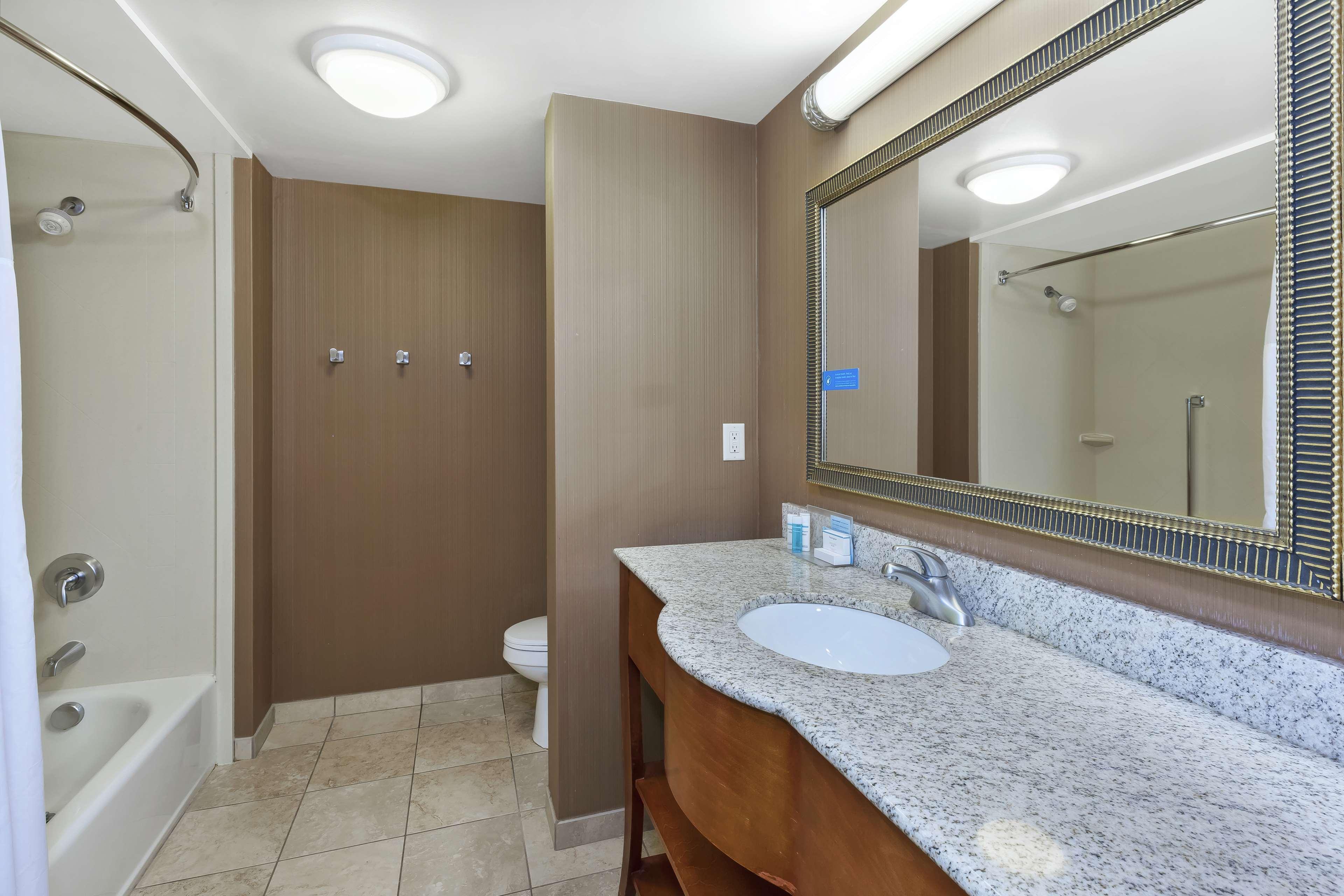 Hampton Inn & Suites Grand Rapids-Airport 28Th St Cascade Ngoại thất bức ảnh