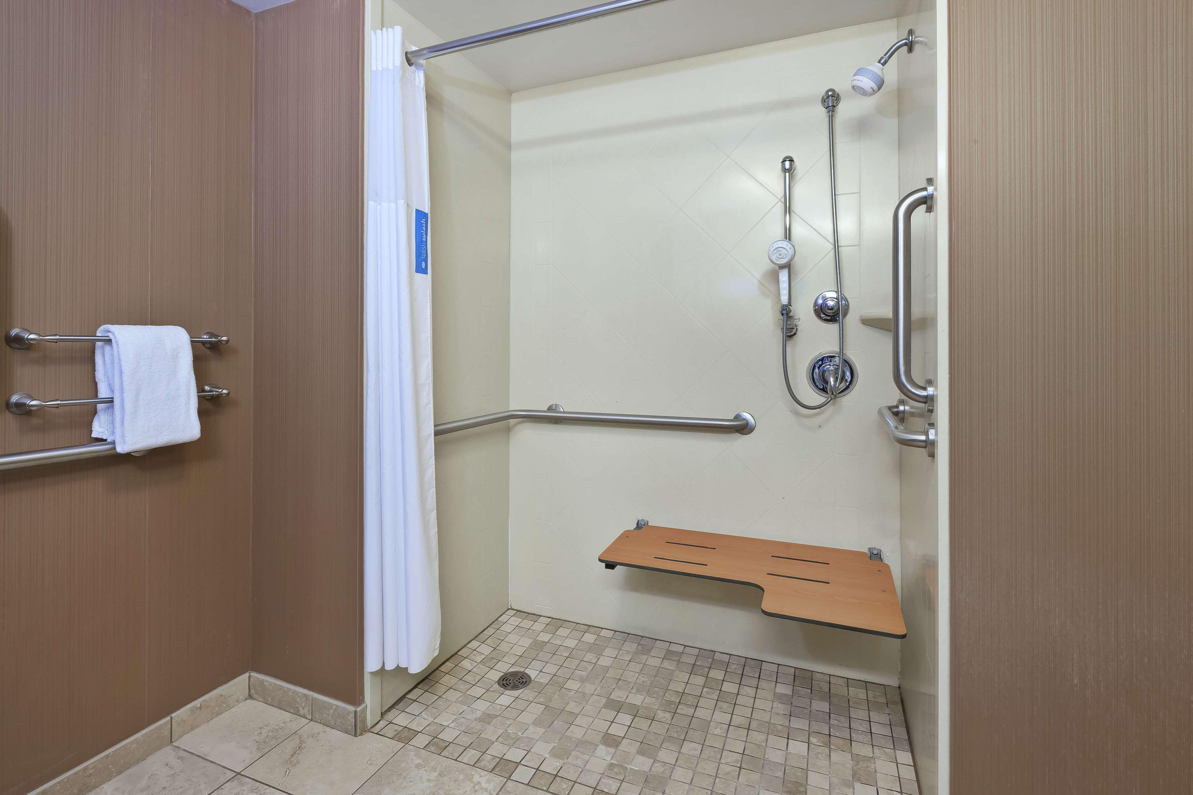 Hampton Inn & Suites Grand Rapids-Airport 28Th St Cascade Ngoại thất bức ảnh