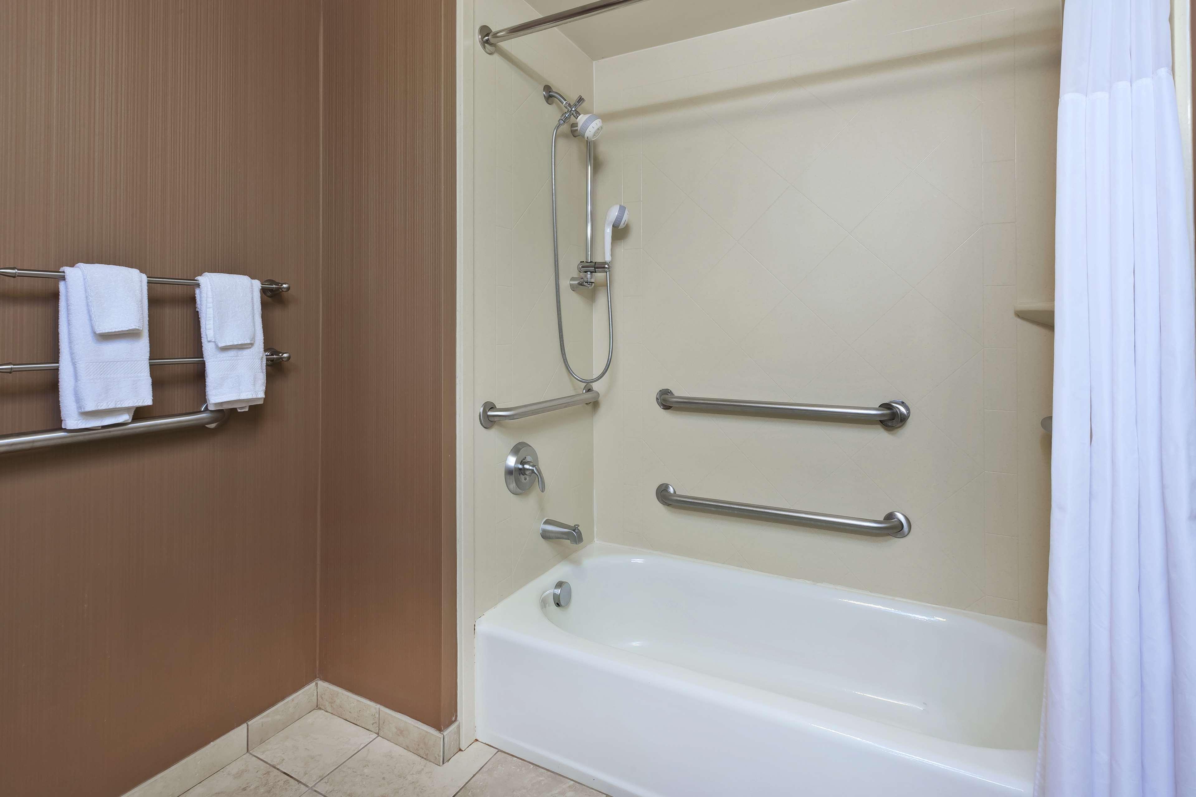 Hampton Inn & Suites Grand Rapids-Airport 28Th St Cascade Ngoại thất bức ảnh