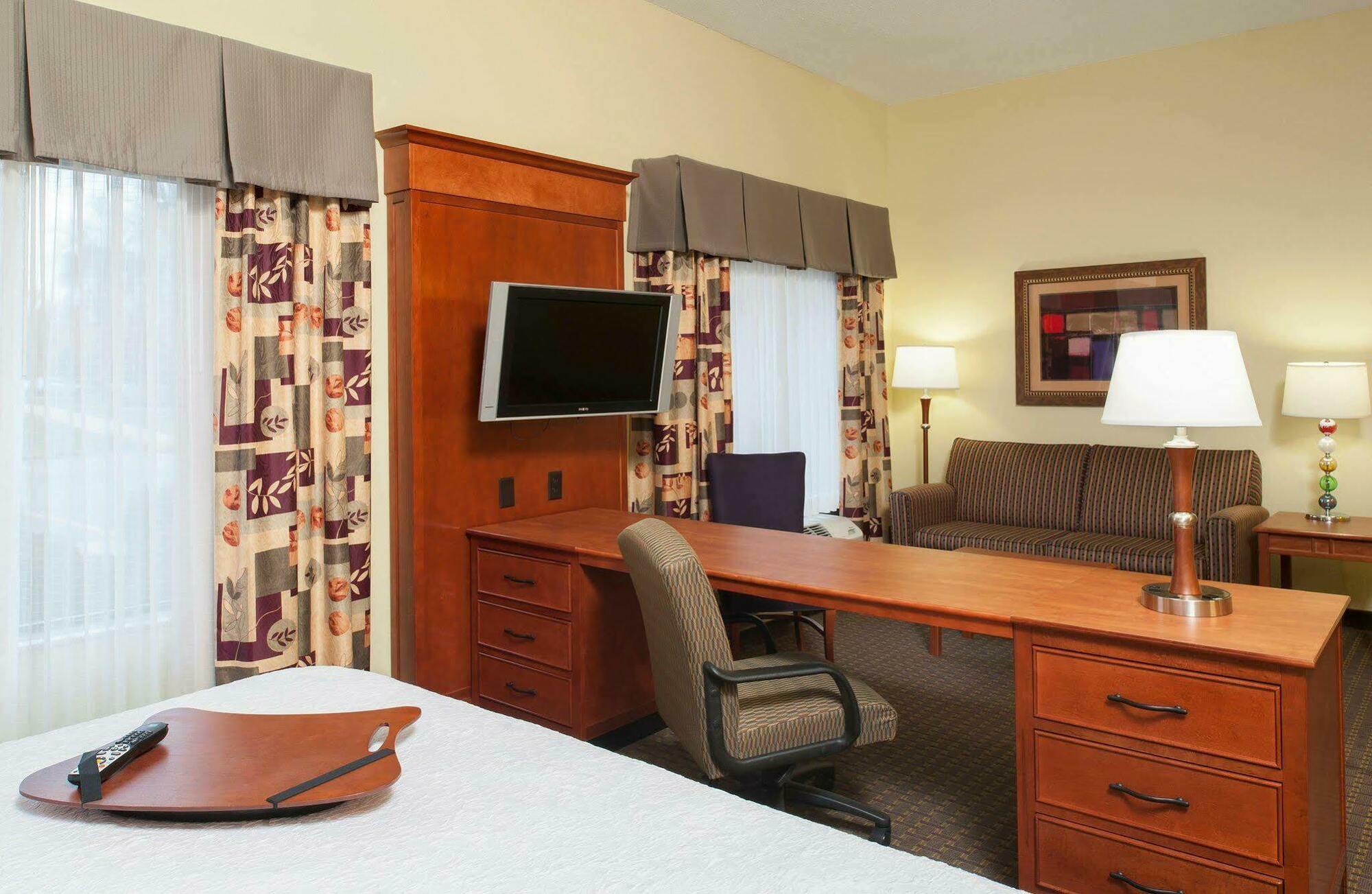 Hampton Inn & Suites Grand Rapids-Airport 28Th St Cascade Ngoại thất bức ảnh